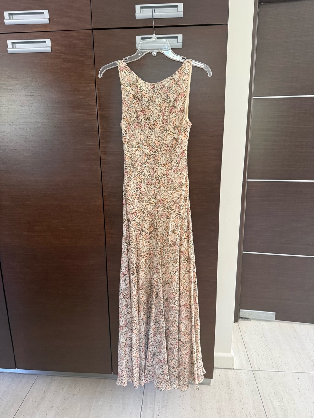 Jones New York 100% silk Sleeveless Floral Maxi - Picture 5 of 9